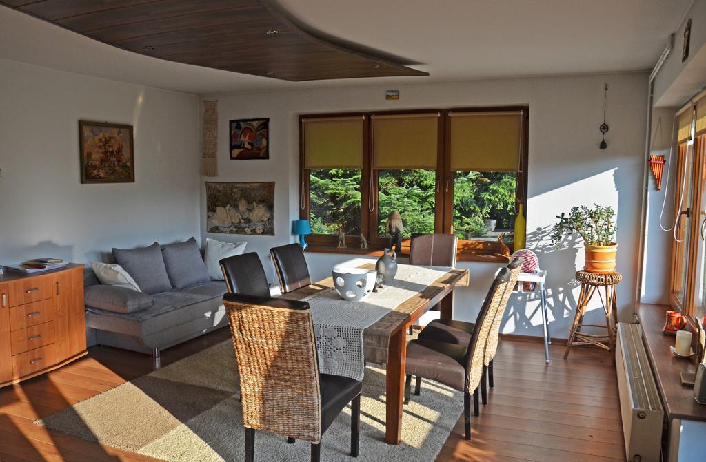 Willa Karolinka Stroza - Pet Friendly Myslenice Exterior photo