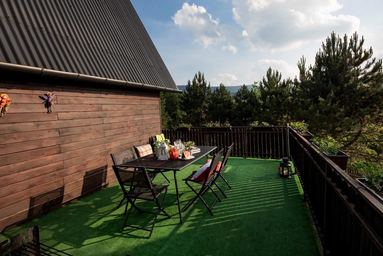 Willa Karolinka Stroza - Pet Friendly Myslenice Exterior photo